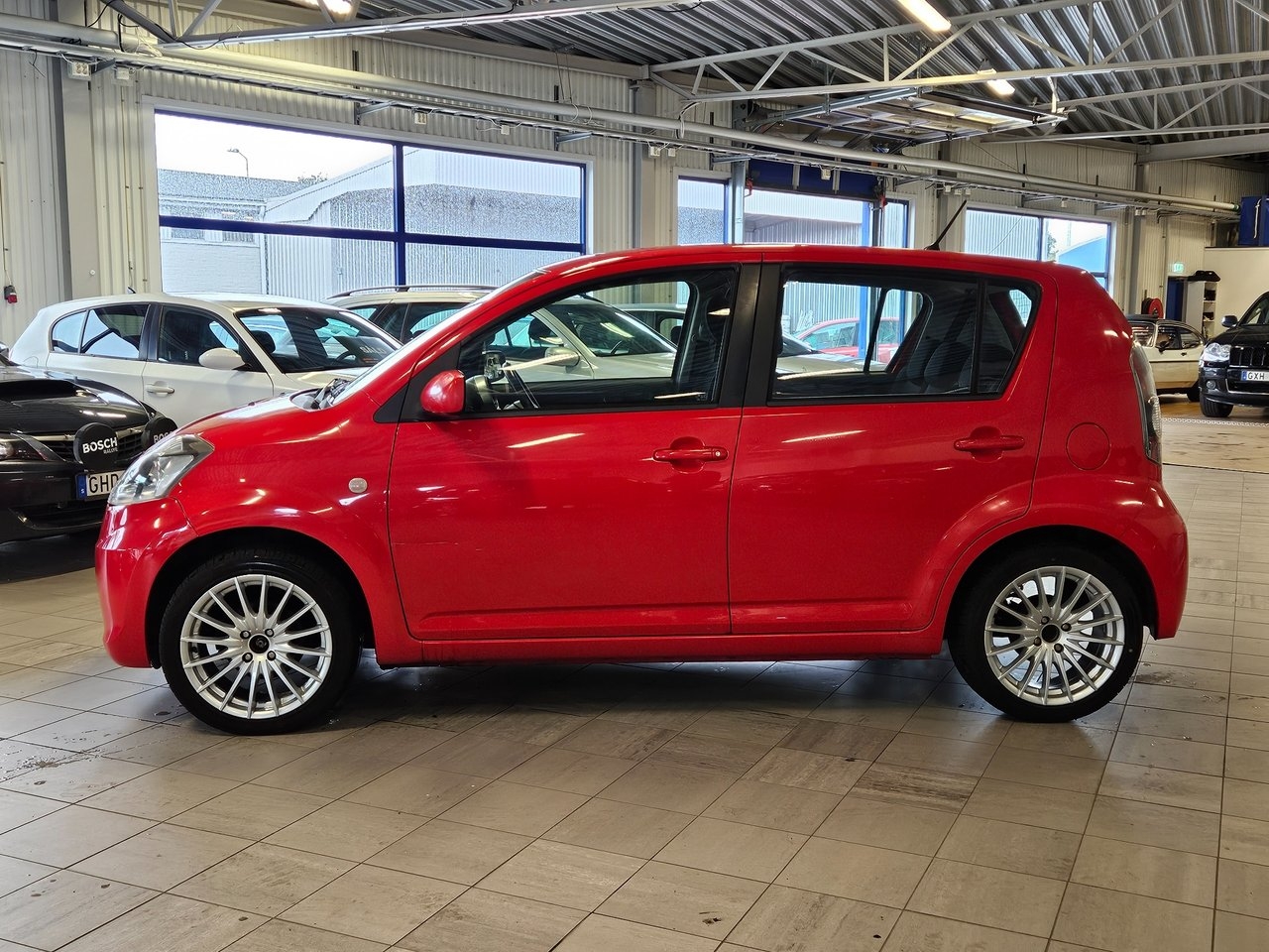 Subaru Justy 1.0 DVVT 2008, bild 2/8