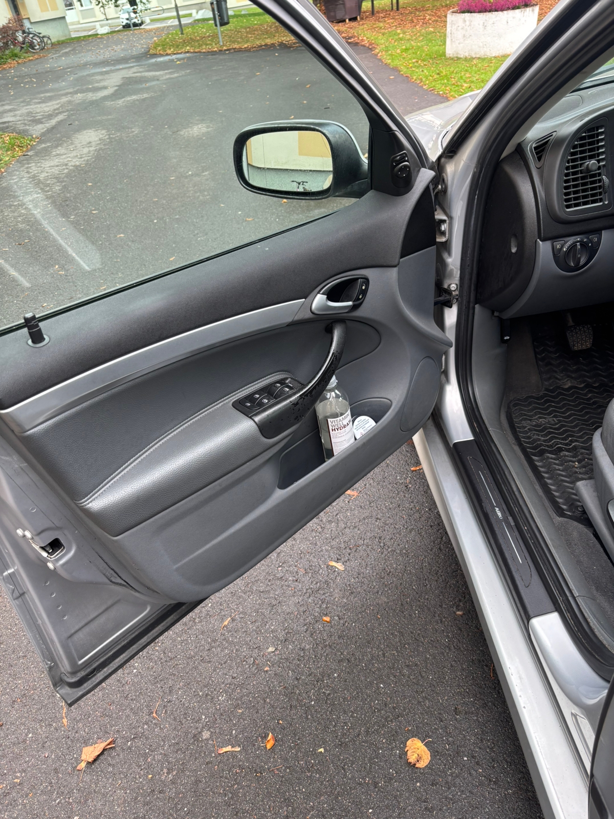 Saab 9-3 SportSedan 2.0 T Manuell 2004, bild 4/9