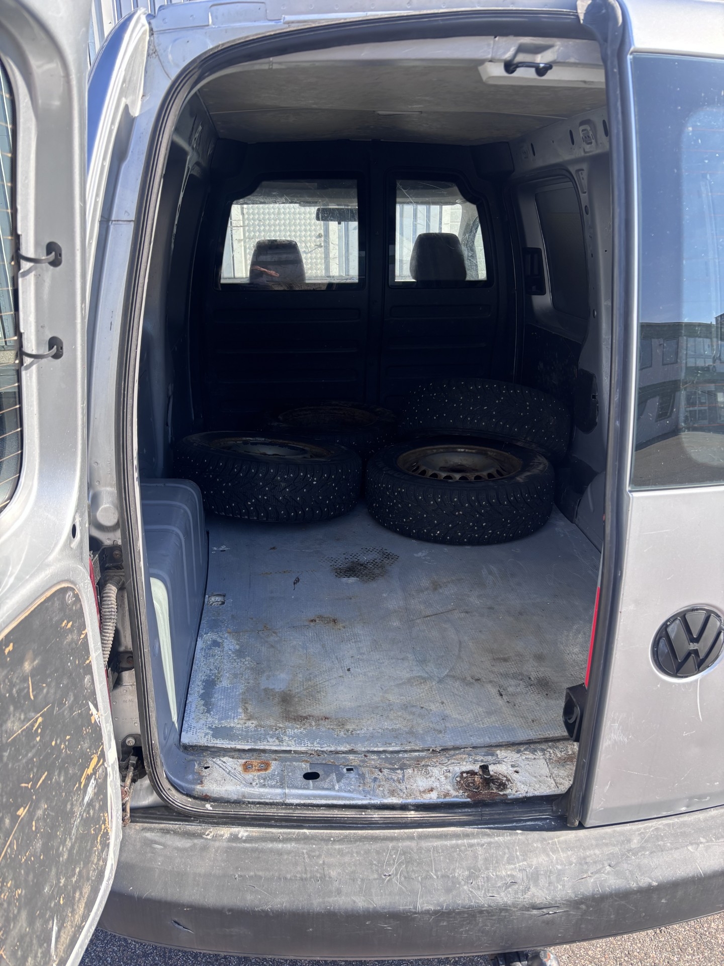 Volkswagen Caddy Maxi 2011, kuva 5/6