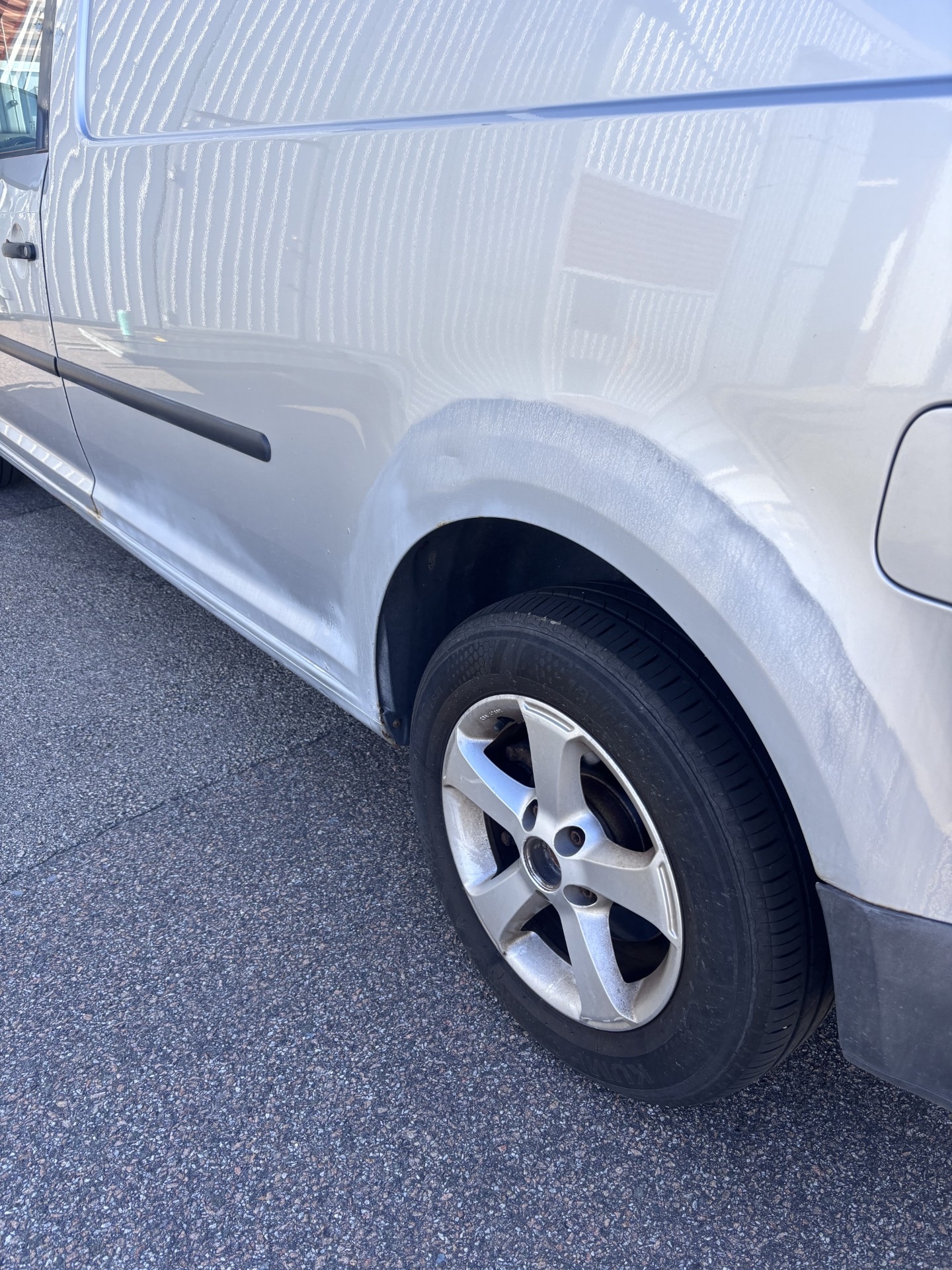 Volkswagen Caddy Maxi 2011, kuva 4/6