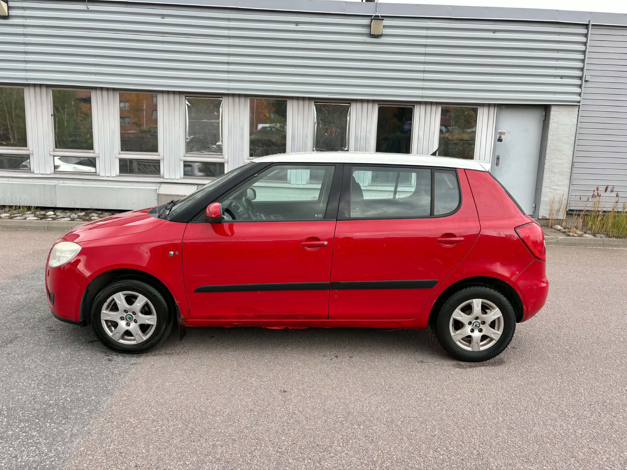 Skoda Fabia 2008, bild 2/6
