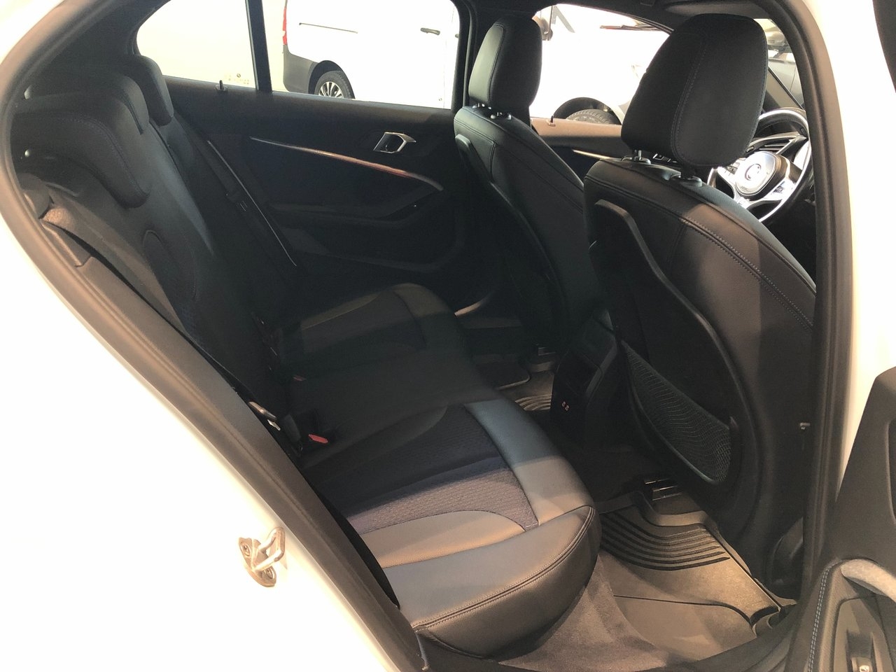 BMW 118 d M Sport 2020, bild 6/9