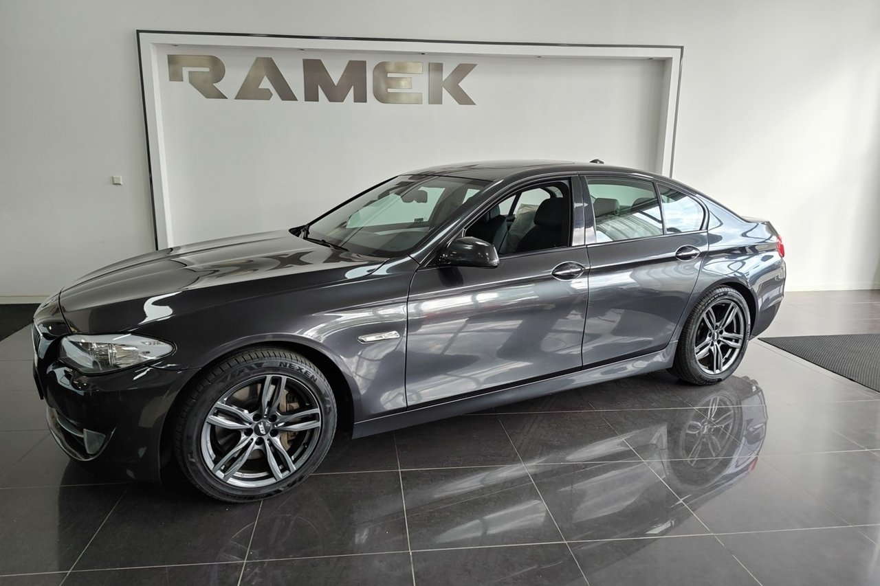 BMW 530 d Sedan Steptronic 245 Hk Drag 2010, bild 6/9