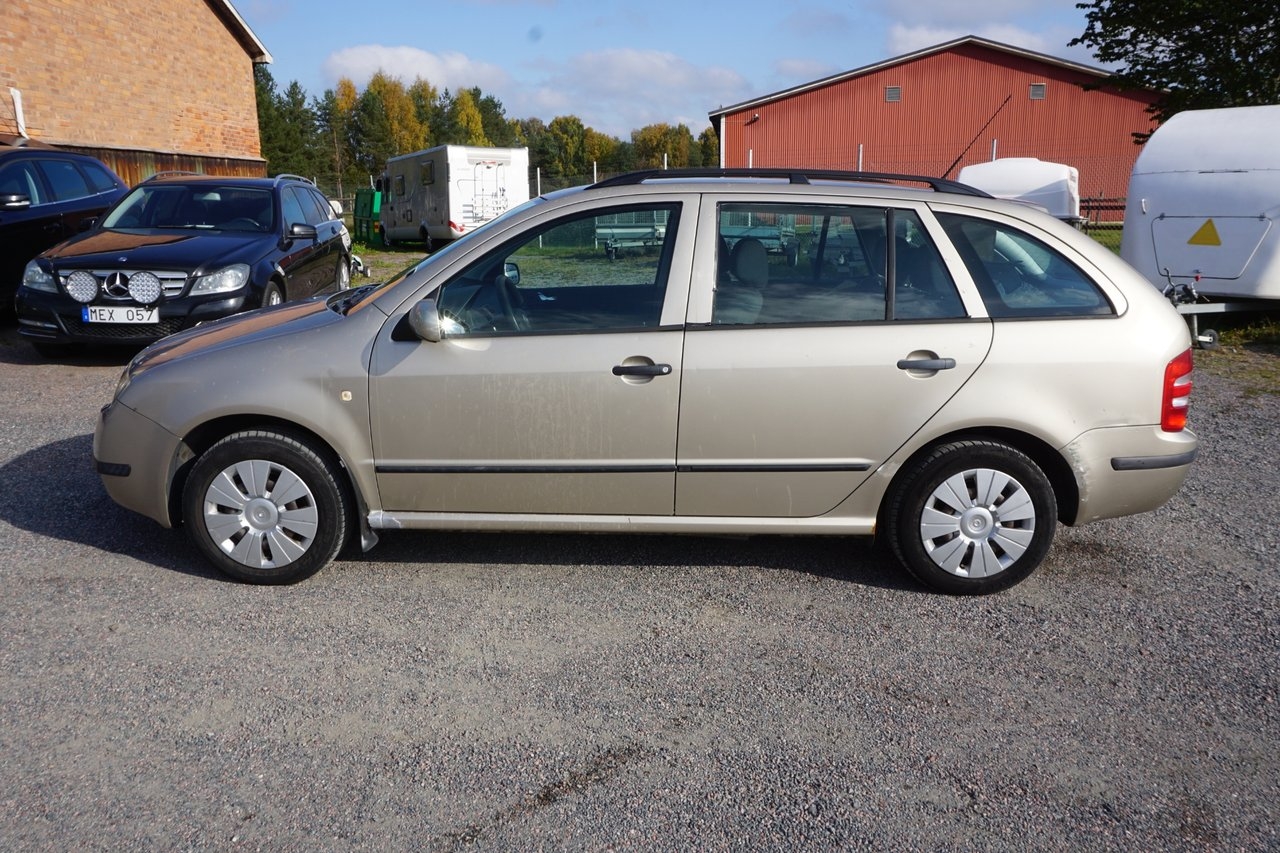 Skoda Fabia Kombi 1.2 / 1 ägare 2004, bild 4/7