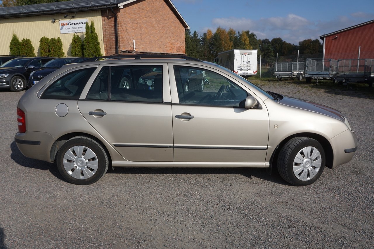 Skoda Fabia Kombi 1.2 / 1 ägare 2004, bild 2/7