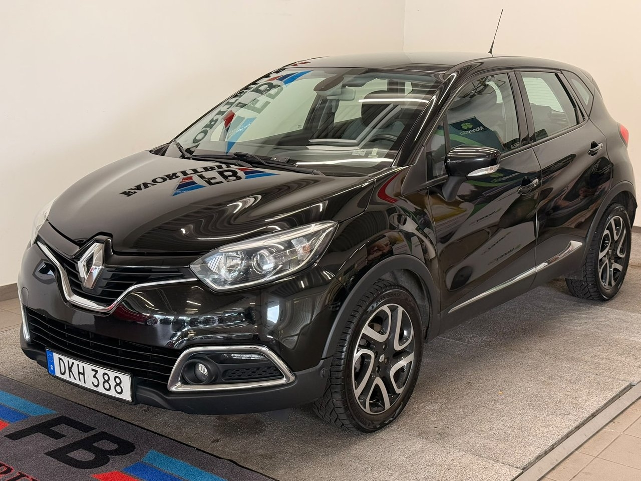 Renault Captur 1.2 TCe EDC Euro 5 2015, bild 3/10