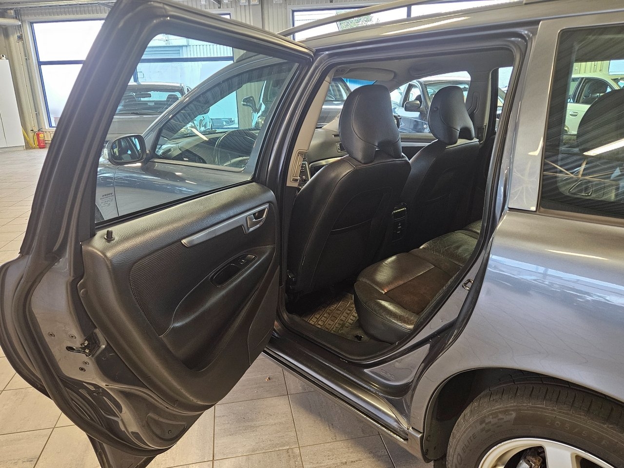 Volvo V70 2.4 Classic, Momentum Euro 4 2008, bild 7/10