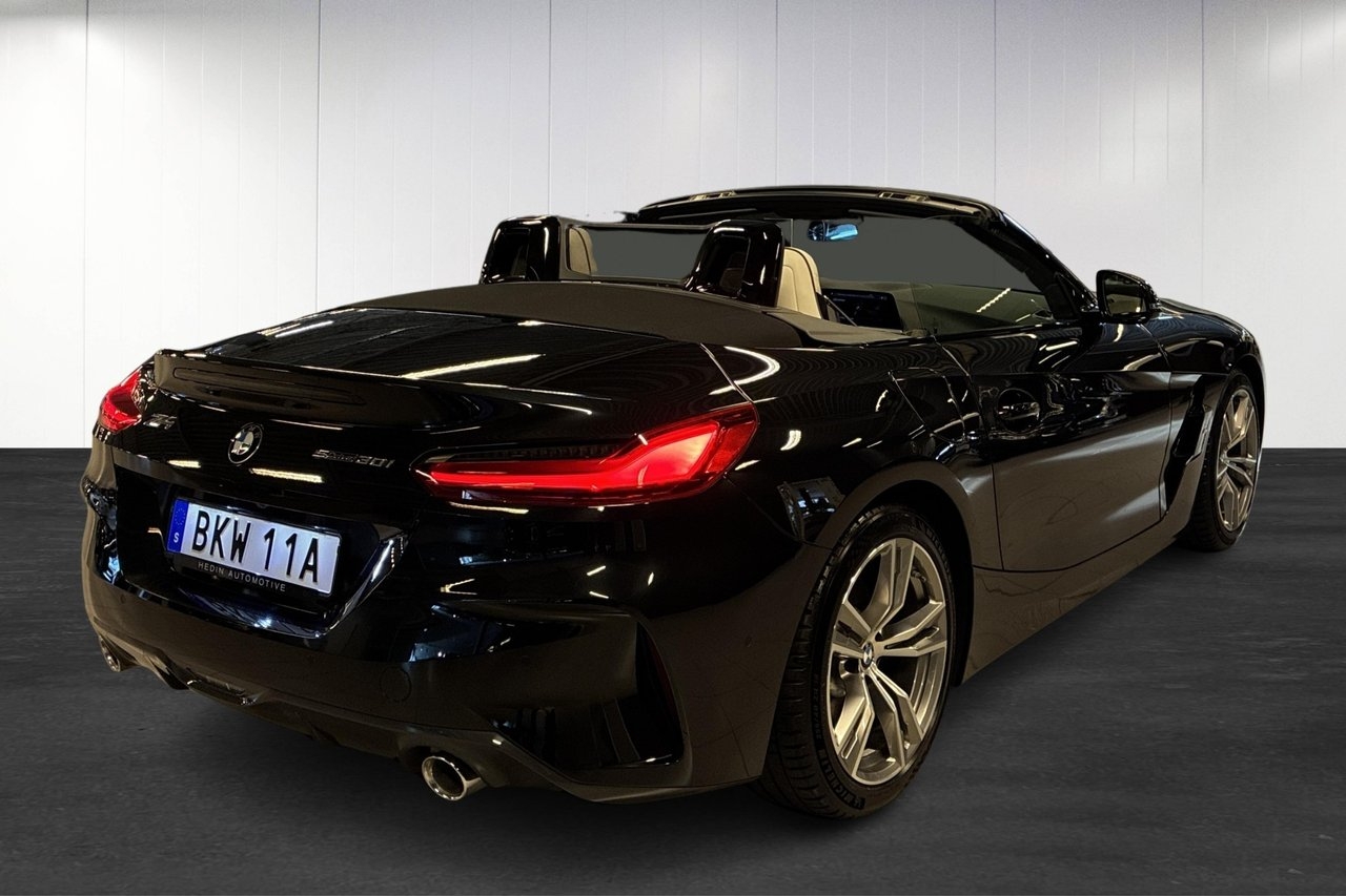 BMW Z4 sDrive30i Cabriolet 2020, photo 3/10