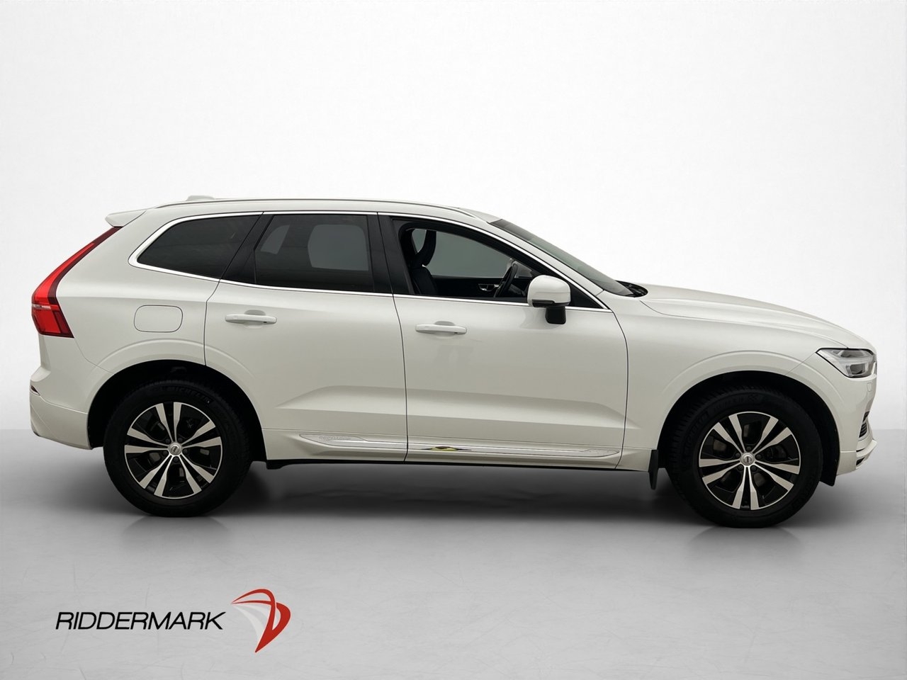 Volvo XC60 2021, kuva 4/10