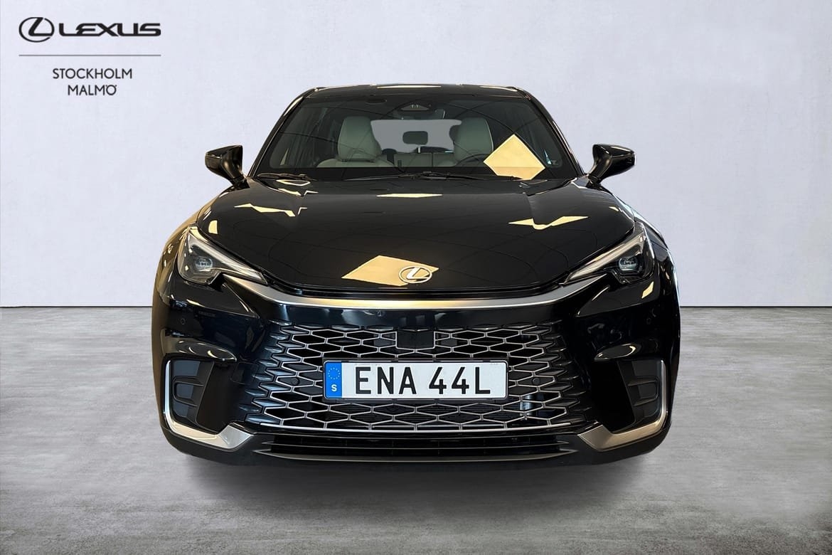 Lexus LBX Elegant Tech B-kam 2026, photo 5/10