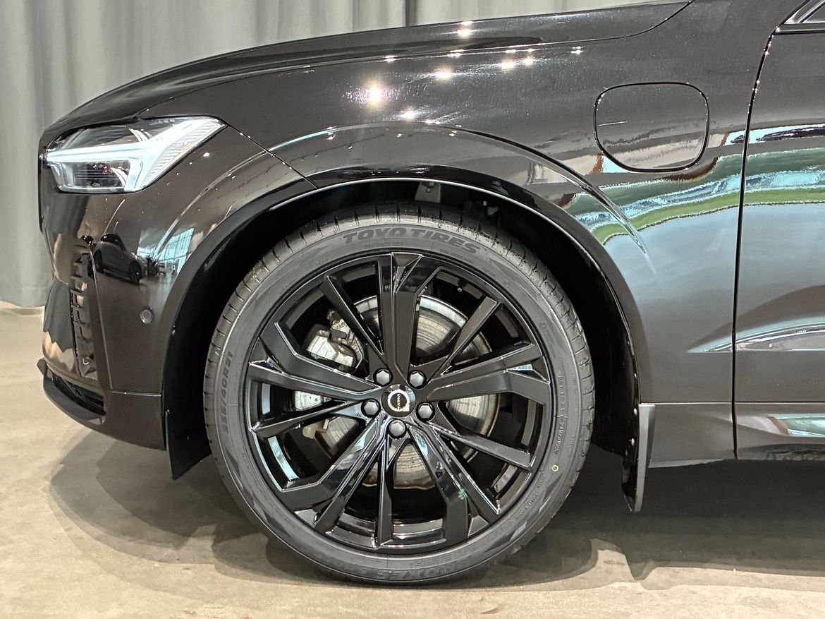 Volvo XC60 T6 Plus Black Nordic Edition 2025, photo 5/18