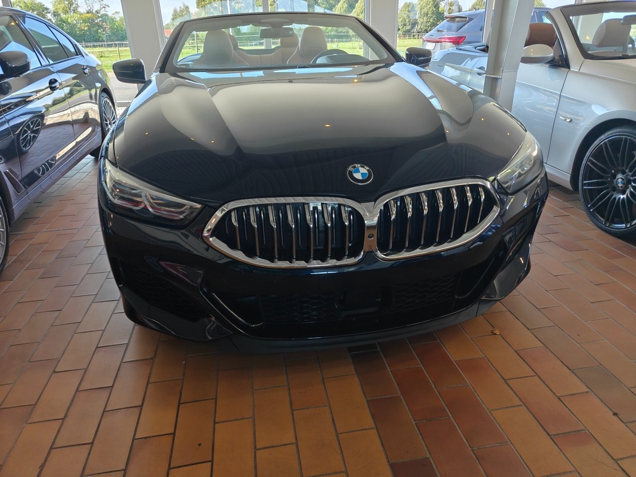 BMW M850i 2019, bild 2/6