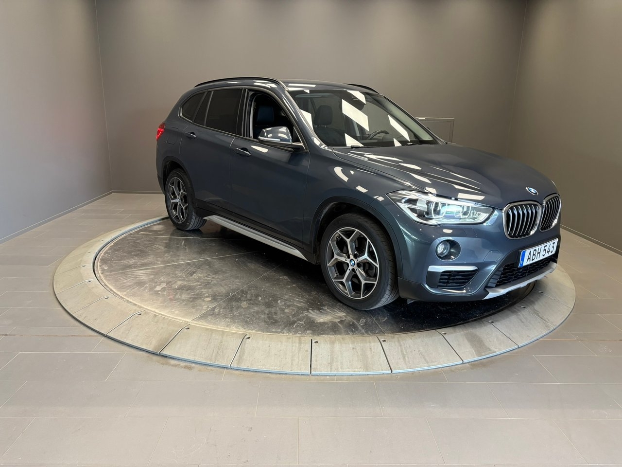 BMW X1 xDrive20d Steptronic xLine Euro 6 2017, photo 6/10