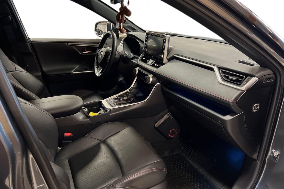 Toyota RAV4 Laddhybrid 2021, bild 7/10