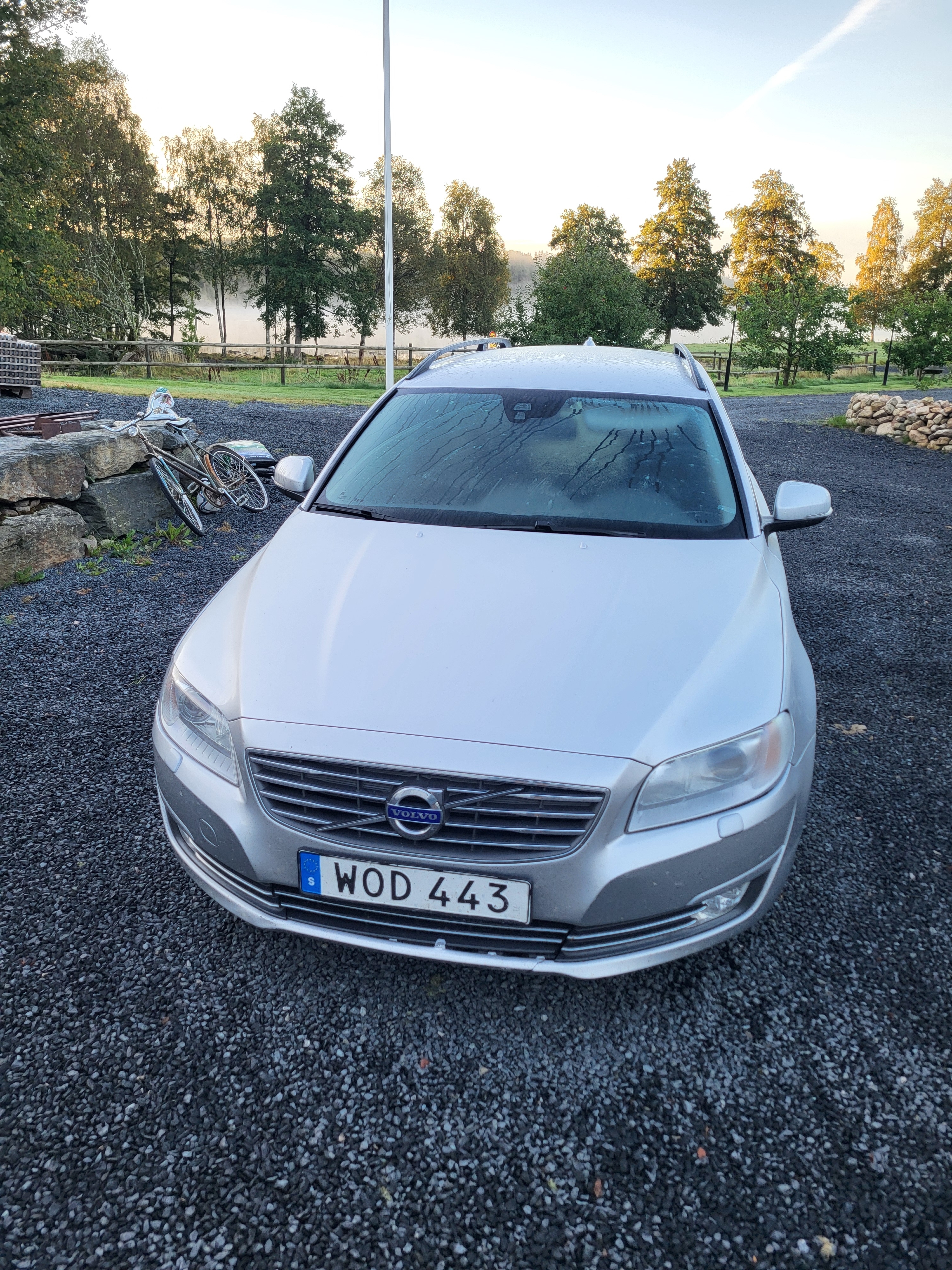 Volvo V70 D2 Manuell 2015, bild 2/7