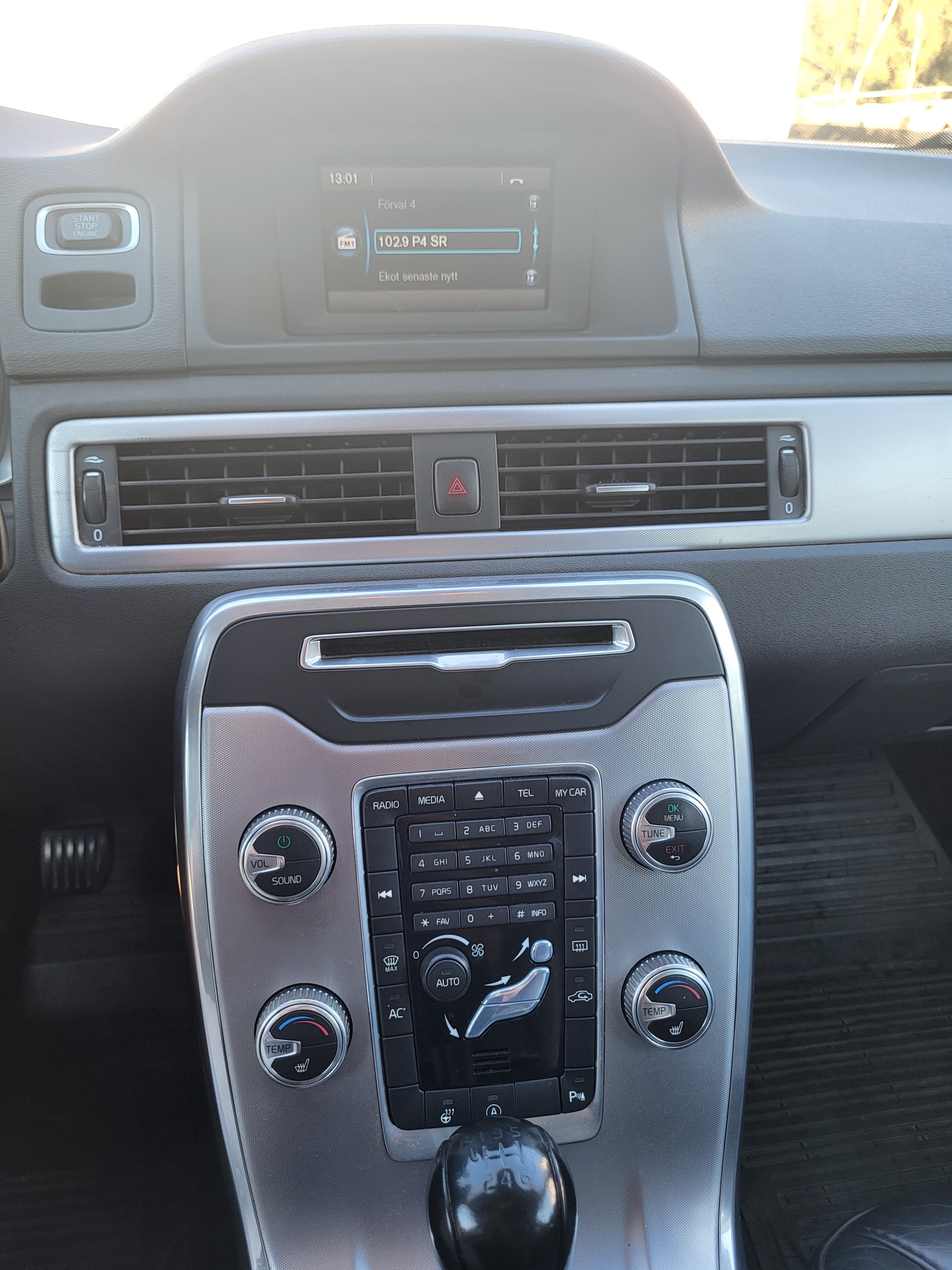 Volvo V70 D2 Manuell 2015, bild 7/7