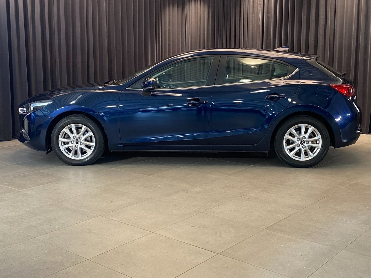 Mazda 3 Sport 2.0 SKYACTIV-G 2017, kuva 3/10