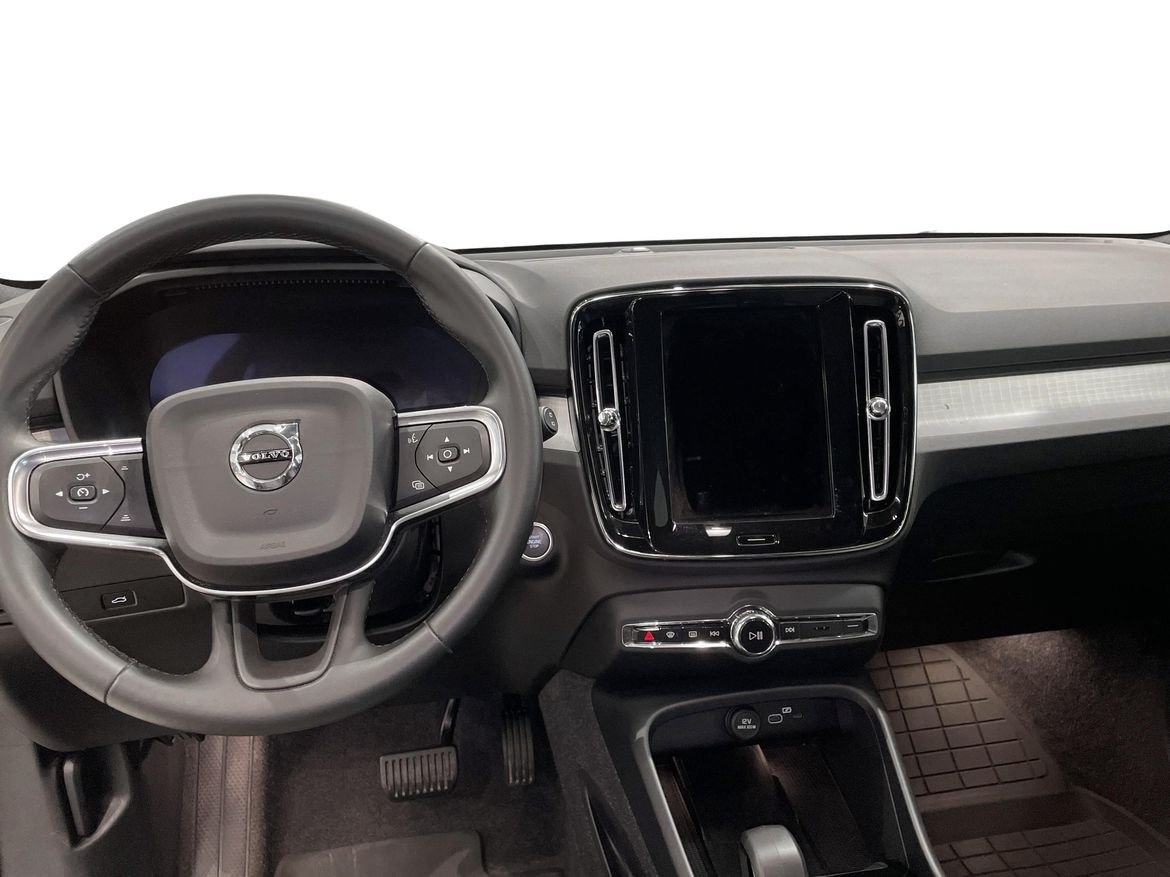 Volvo XC40 B3 FWD Bensin Plus Dark 2025, bild 7/9