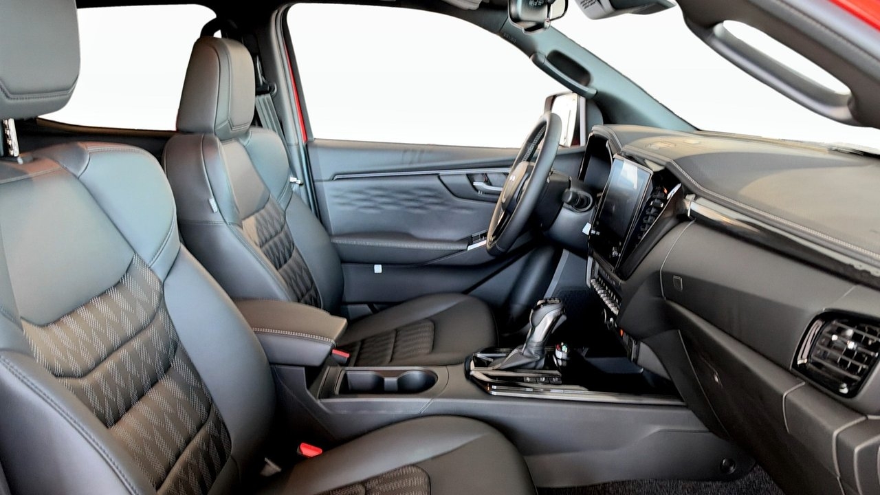 Isuzu D-max 1,9 XRX Double Cab CNG 2025, bild 4/9
