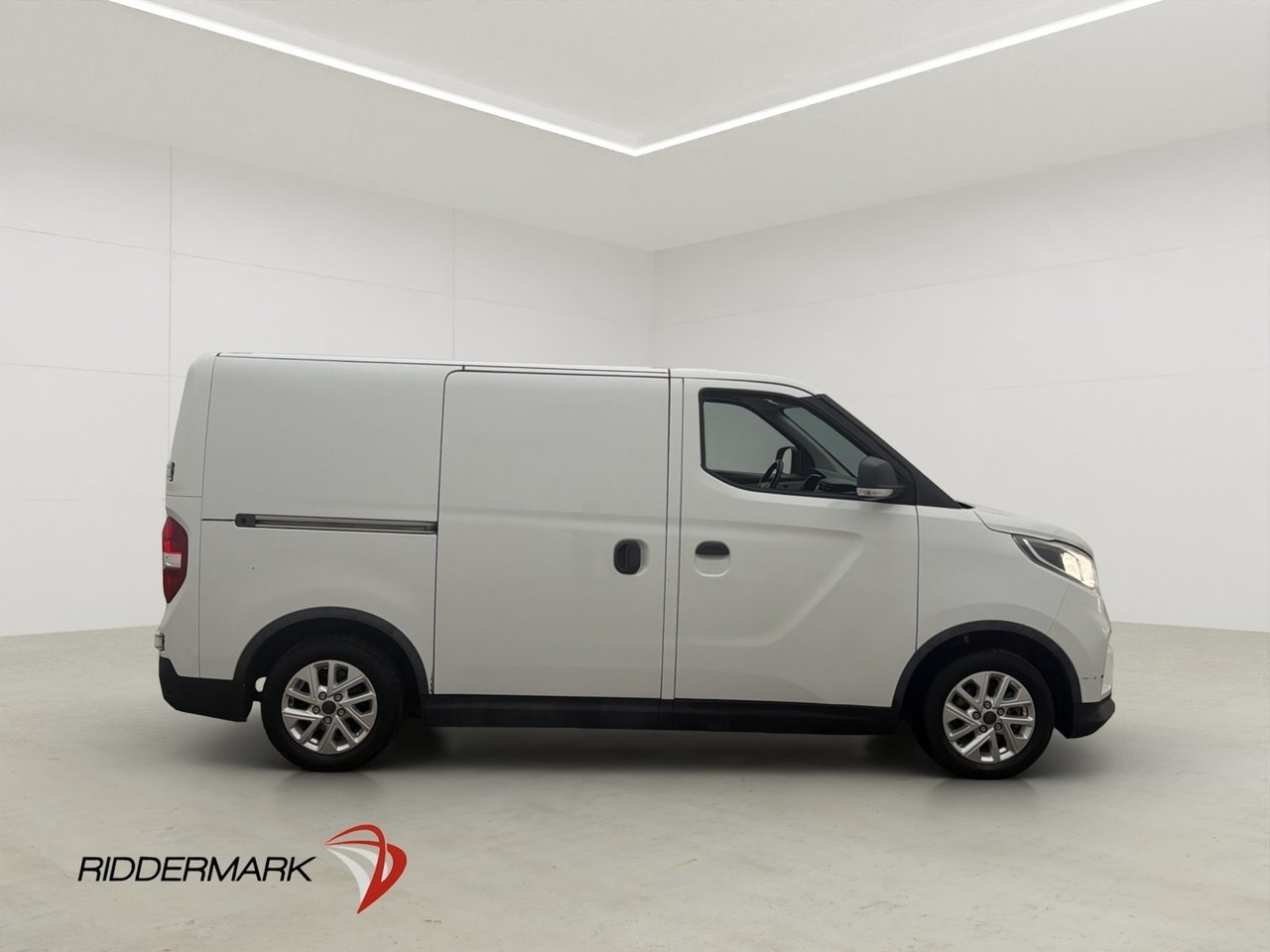 Maxus e-Deliver 3 L2 50.2 kWh Drag 2022, bild 2/10
