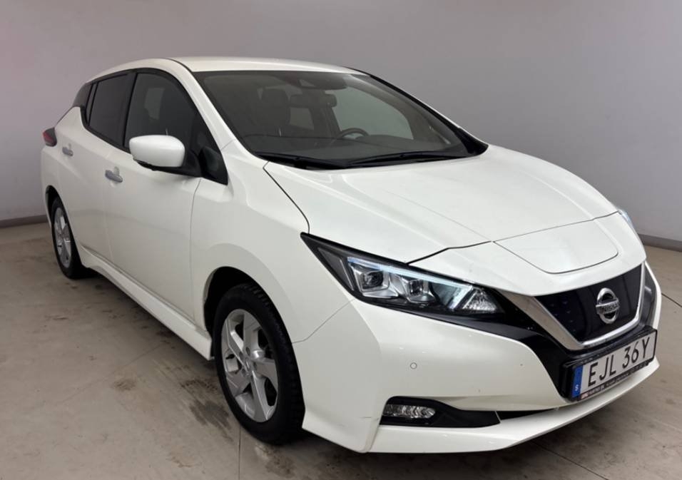 Nissan Leaf 40 KWH 150 HK AUTOMAT 2021, bild 4/10