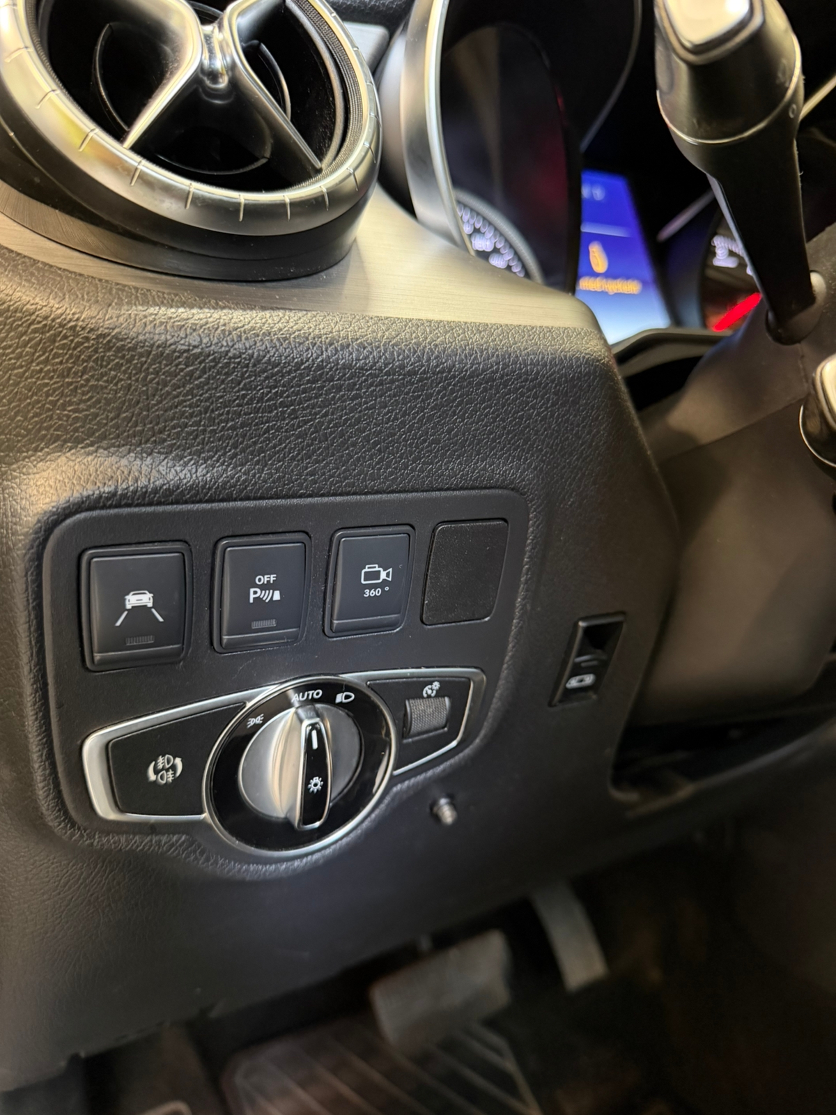 Mercedes-Benz X 2019, kuva 7/8