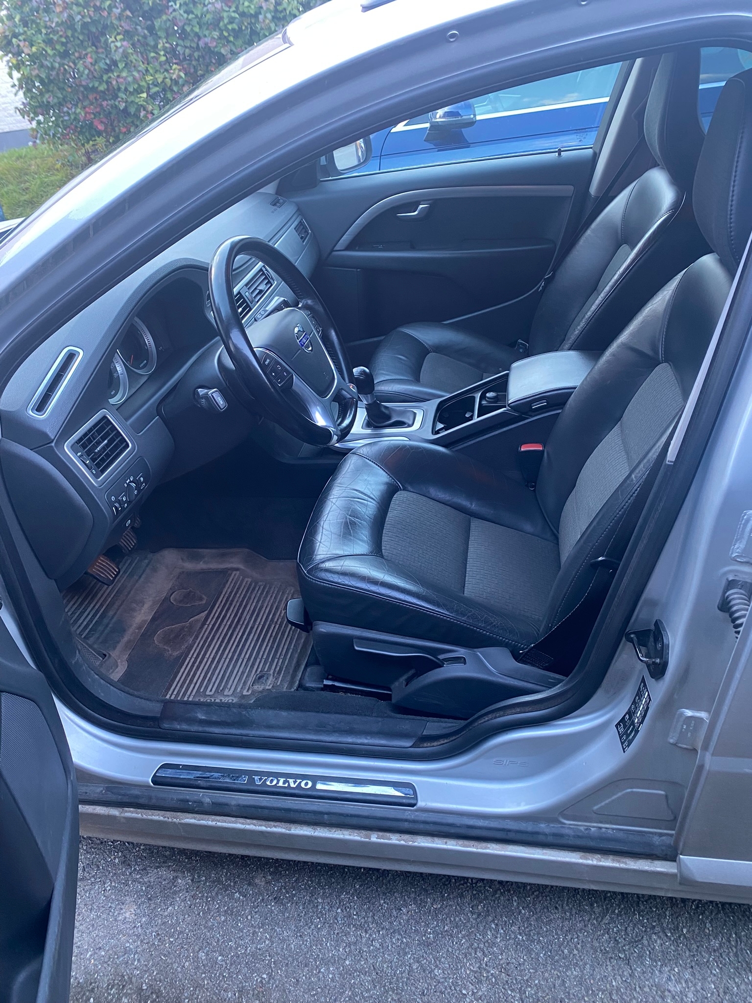 Volvo V70 D3 Manuell 2011, bild 6/10