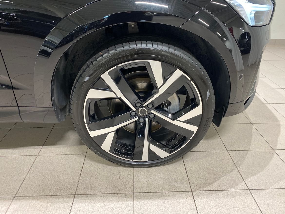 Volvo XC60 T6 Plus Black Nordic Edition 2026, bild 5/10
