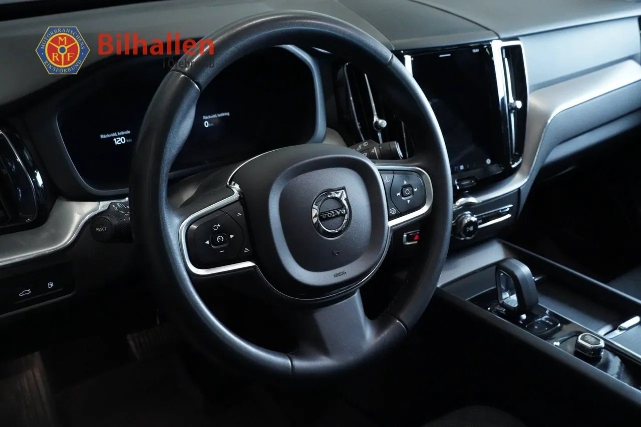 Volvo XC60 Recharge T6 AWD Core 2023, bild 6/10