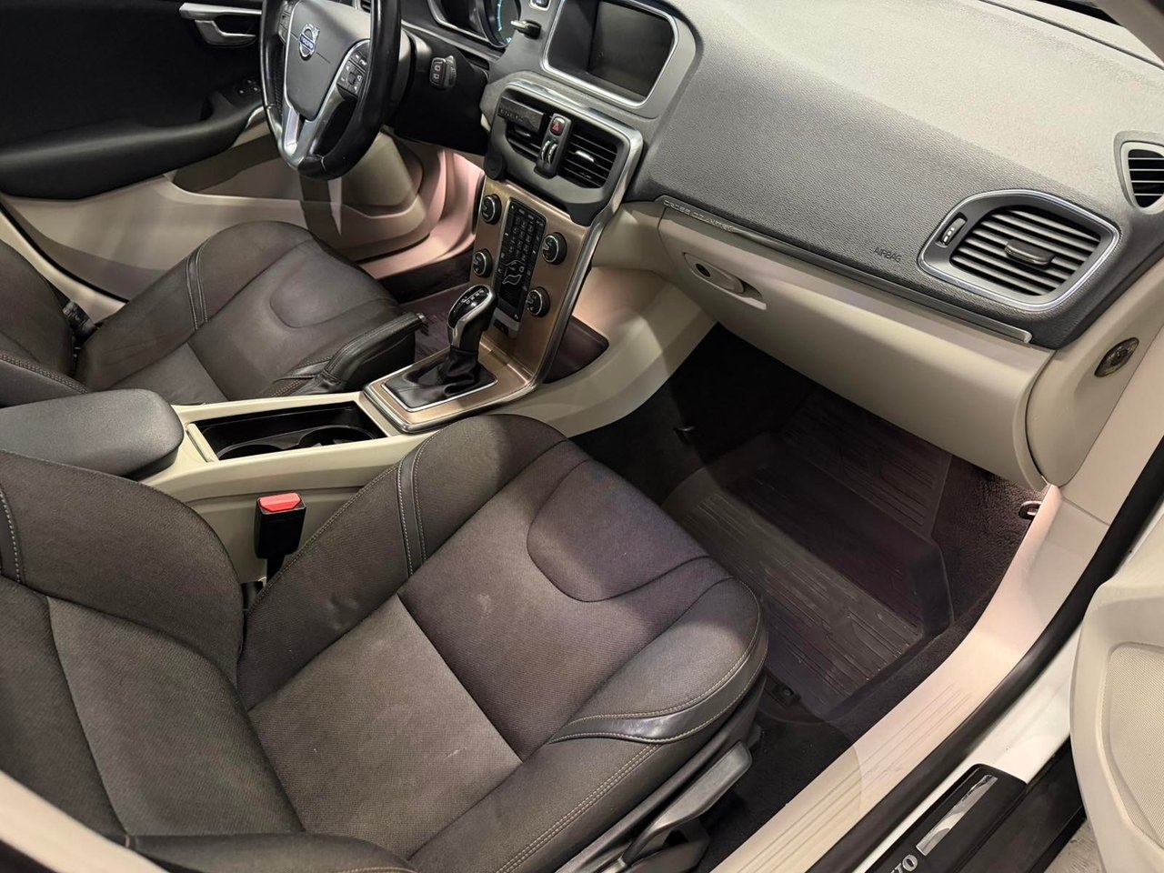 Volvo V40 Cross Country 2014, bild 5/7