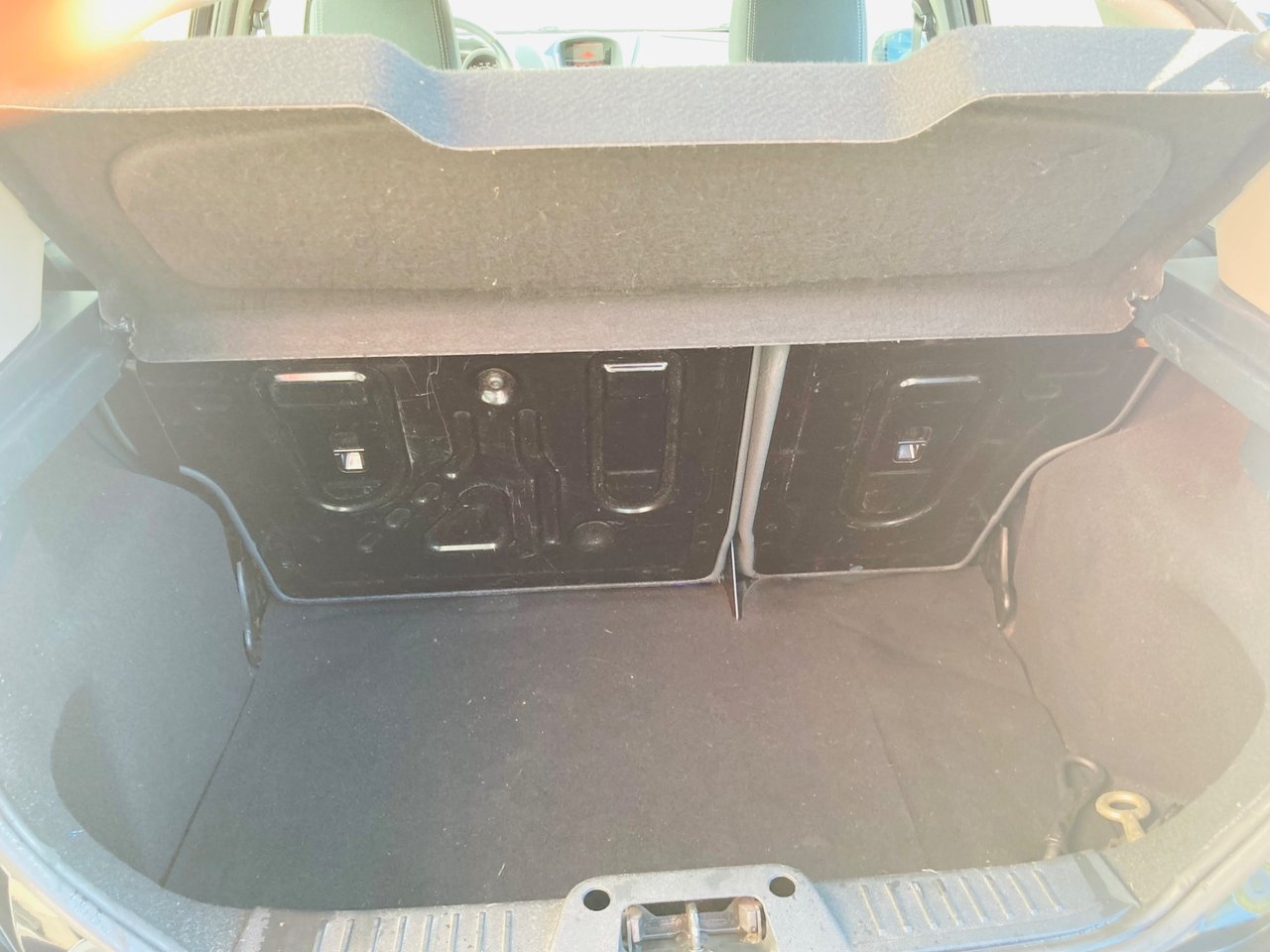 Ford Fiesta 2010, bild 7/7