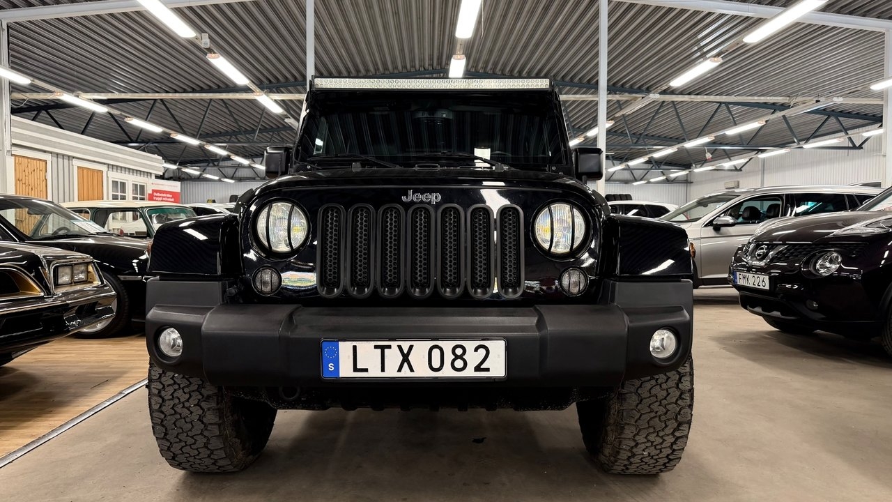 Jeep Wrangler Unlimited 2.8 4WD Euro 5 2015, bild 2/9