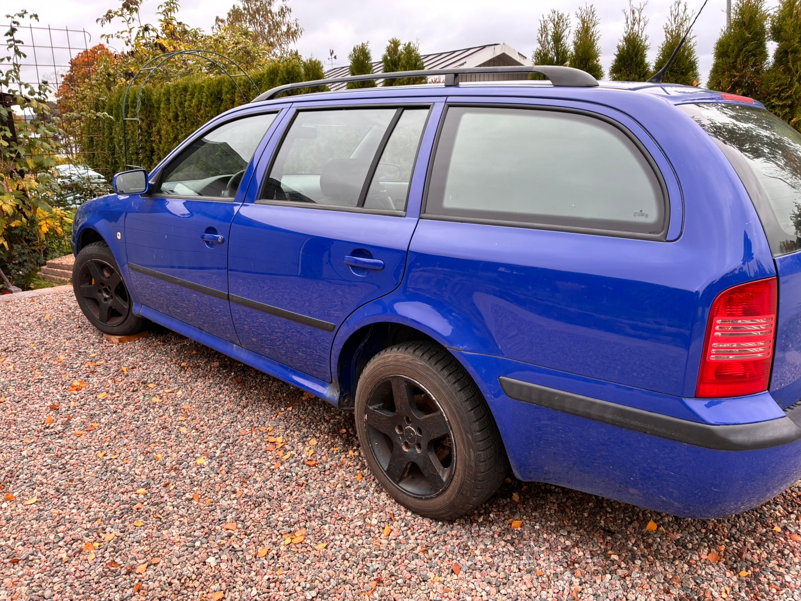 Skoda Octavia 2005, bild 2/3