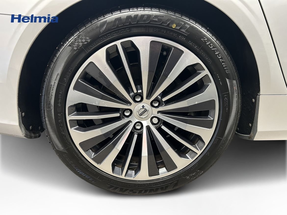 Volvo V90 D4 AWD Momentum Advanced SE II 2020, bild 7/8