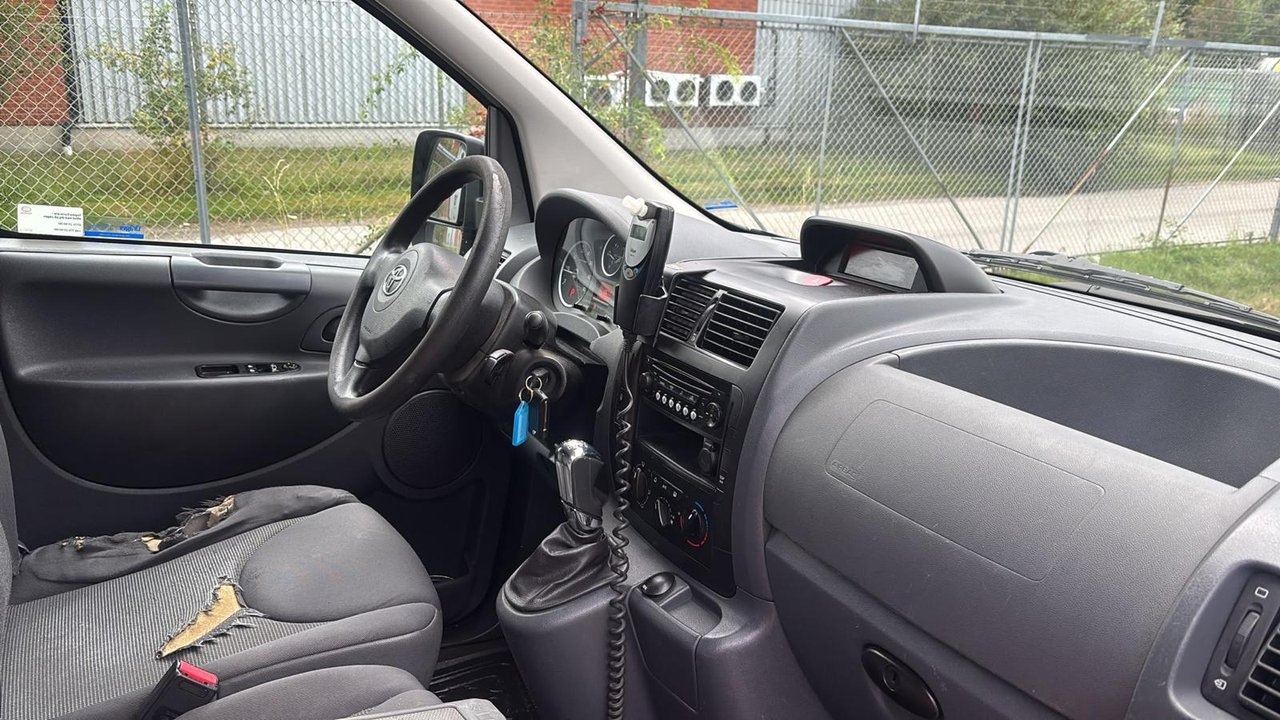 Toyota Proace Skåpbil 2.0 D-4D Euro 5 2013, bild 5/6