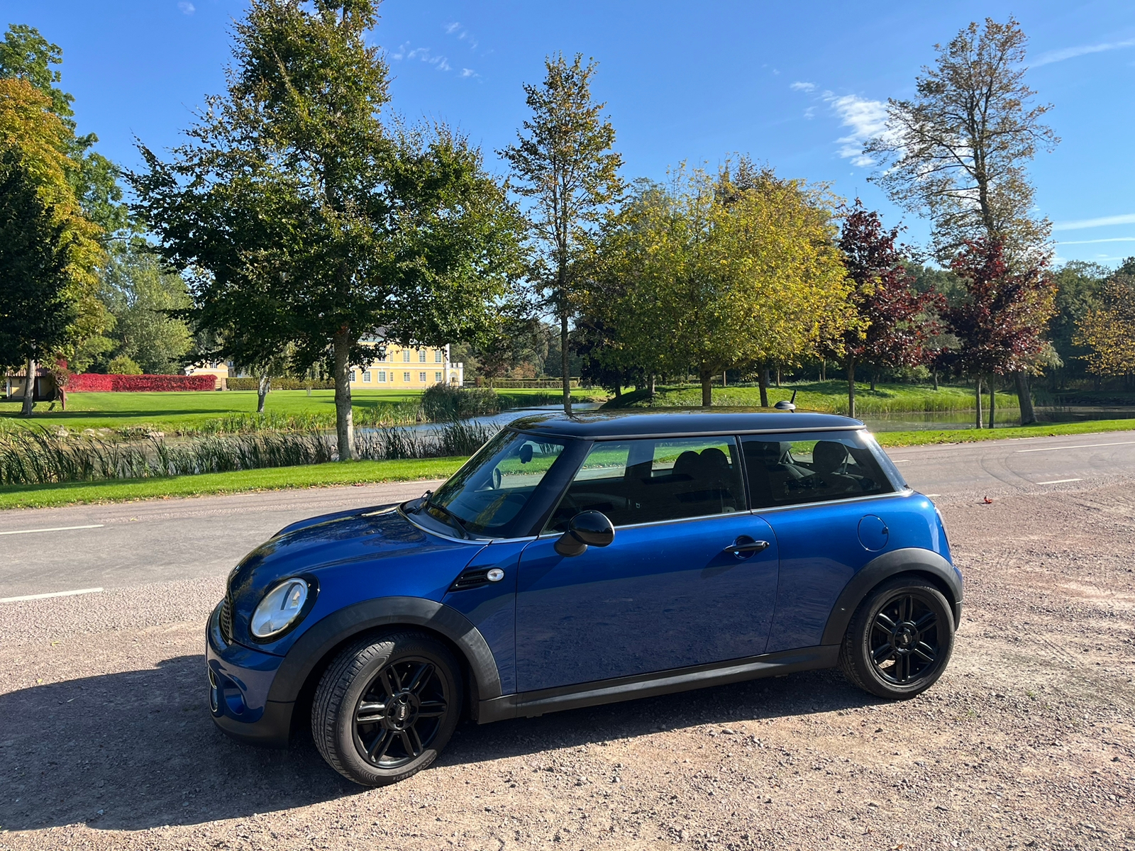 MINI Cooper D Manuell 2013, photo 2/6