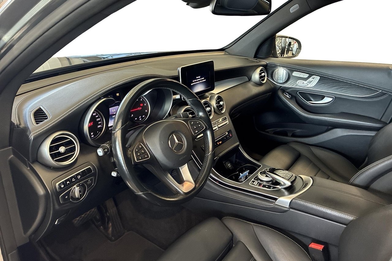 Mercedes-Benz GLC 2016, bild 6/10