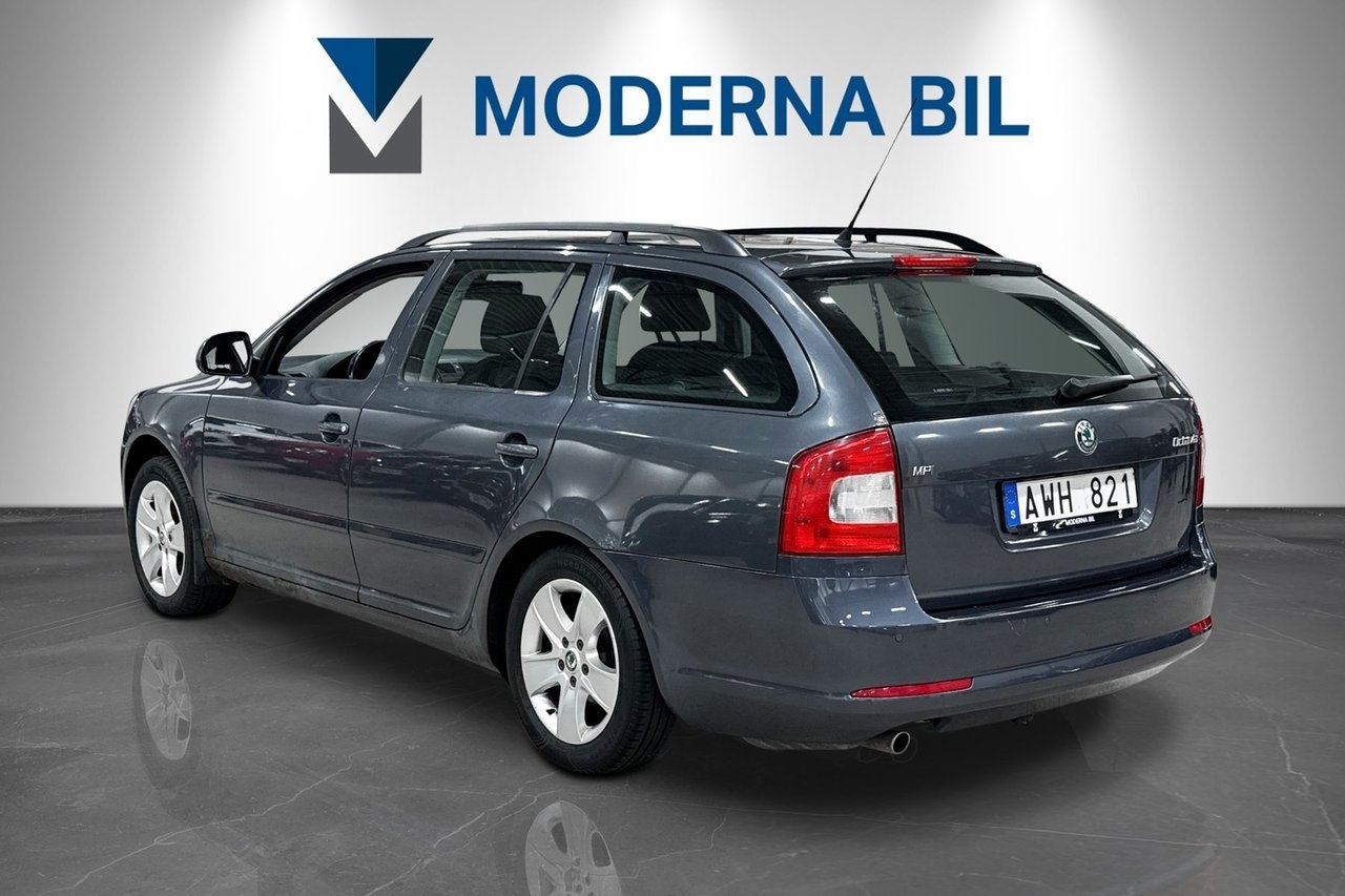 Skoda Octavia 2010, bild 2/10