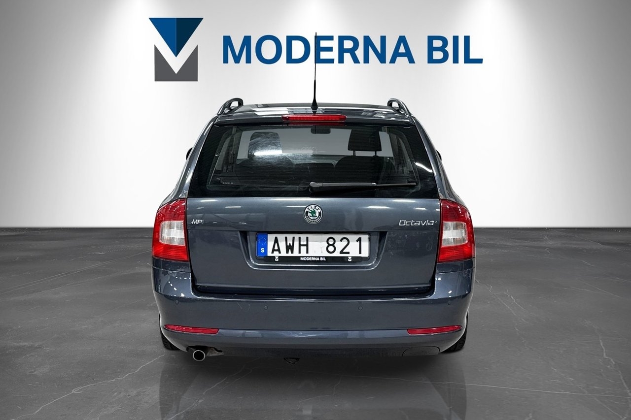 Skoda Octavia 2010, bild 3/10
