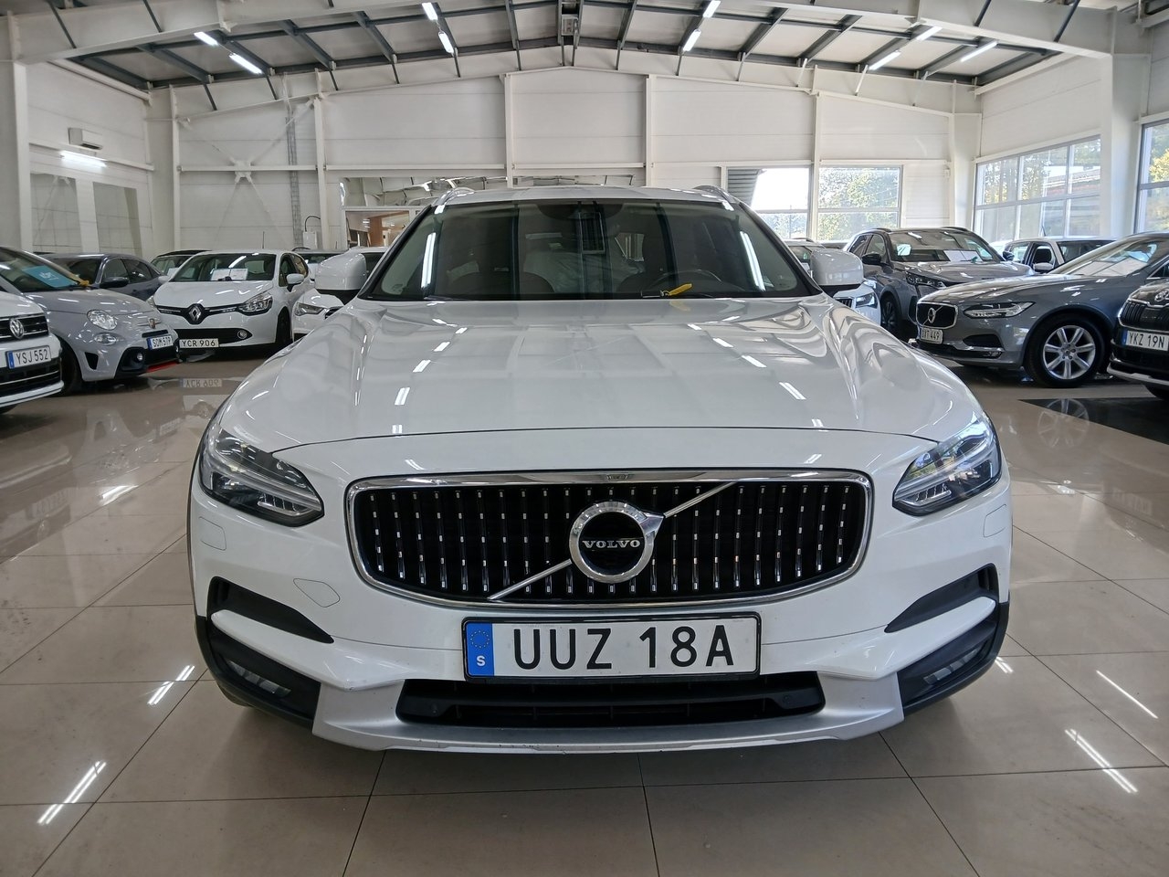Volvo V90 Cross Country 2020, bild 2/10