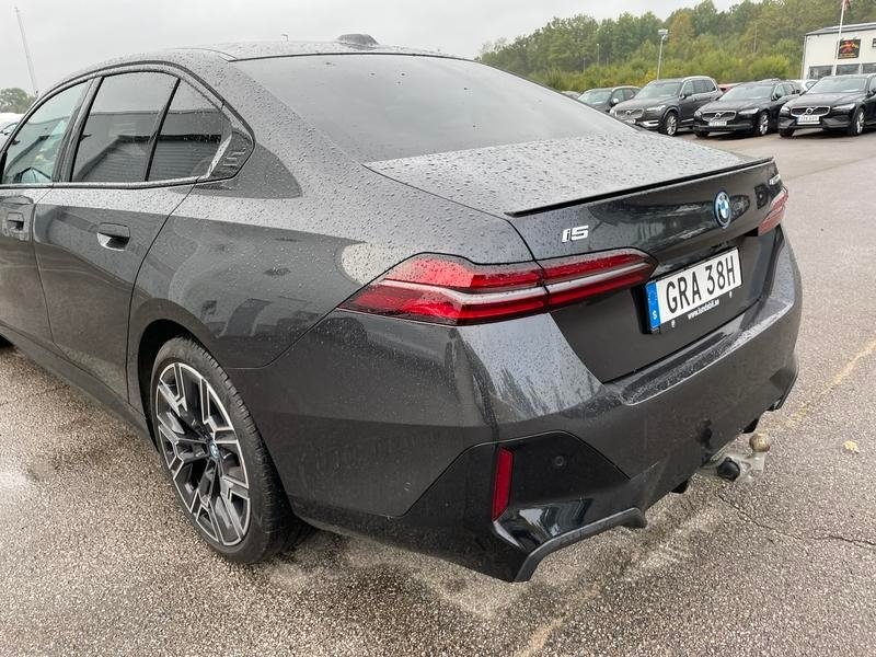 BMW i5 EDRIVE 40 2024, bild 4/5