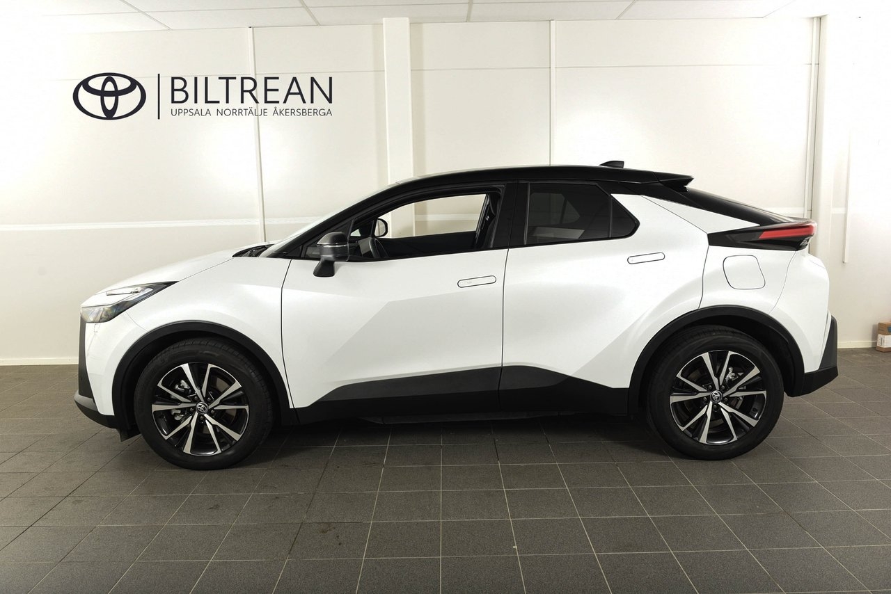 Toyota C-HR 2025, bild 2/10