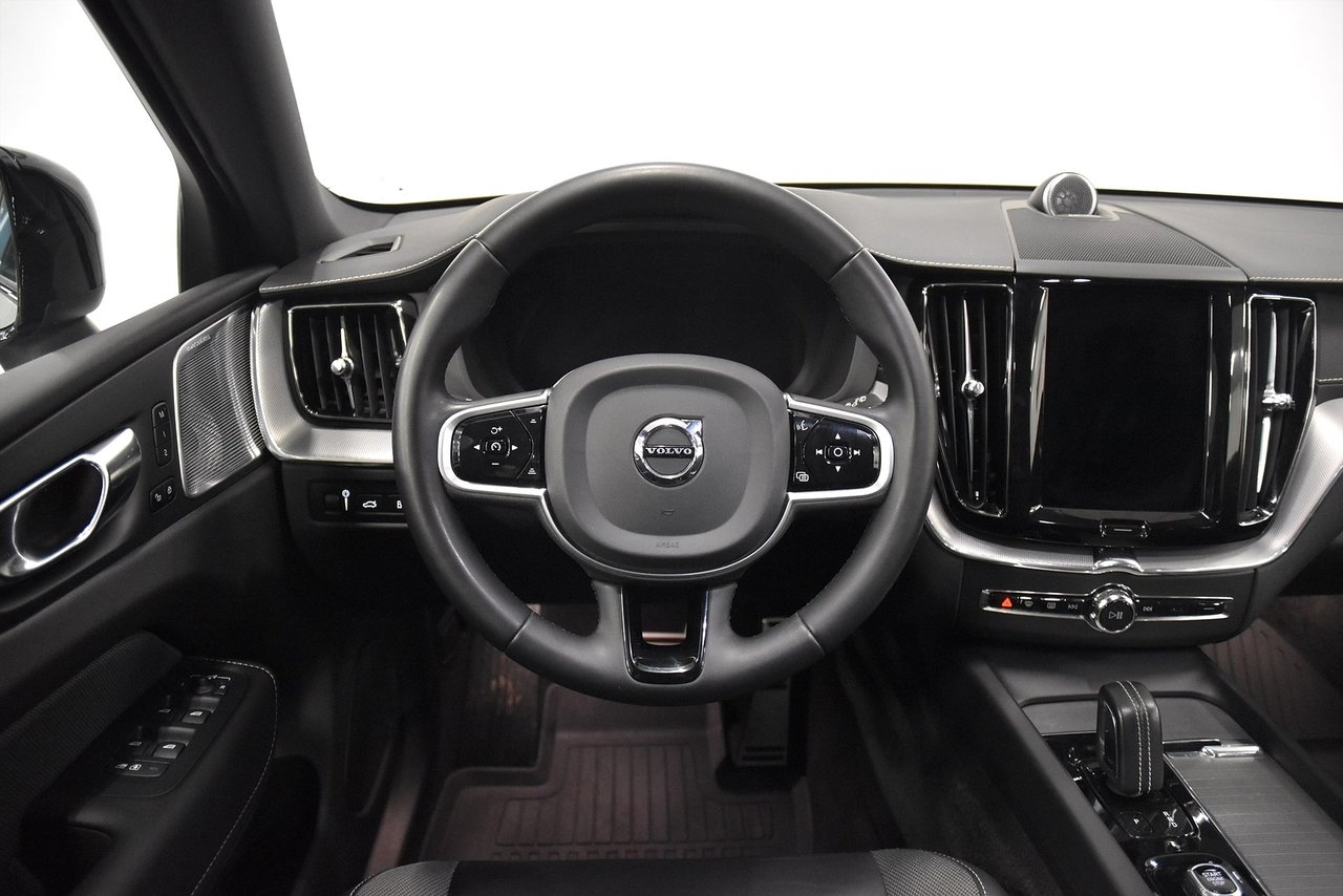 Volvo XC60 2022, bild 2/10