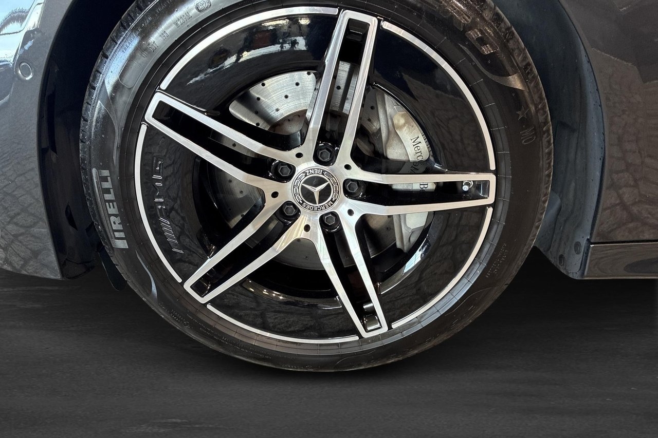 Mercedes-Benz E 300 e AMG Line 2024, bild 5/10