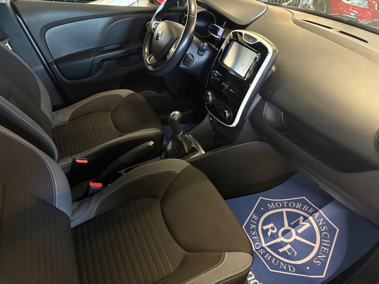 Renault Clio 0.9 TCe Euro 6 2016, bild 6/7