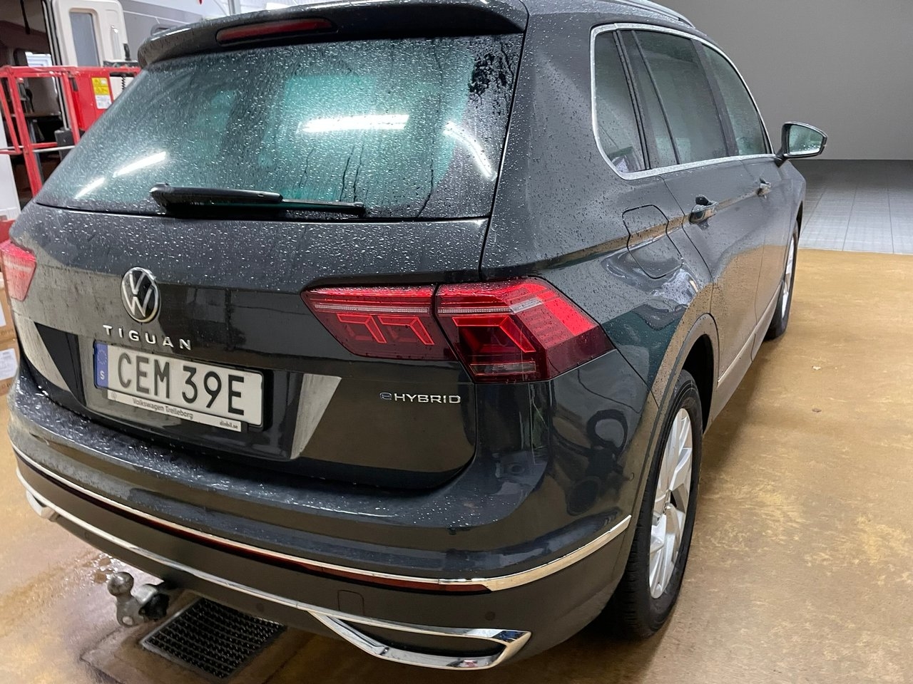 Volkswagen Tiguan eHYBRID Plug in 2023, bild 3/5