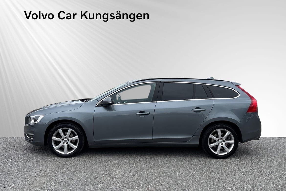 Volvo V60 D3 Classic Momentum 2018, photo 3/10