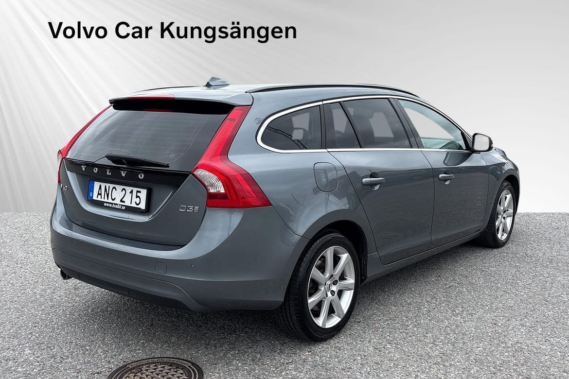 Volvo V60 D3 Classic Momentum 2018, photo 5/10
