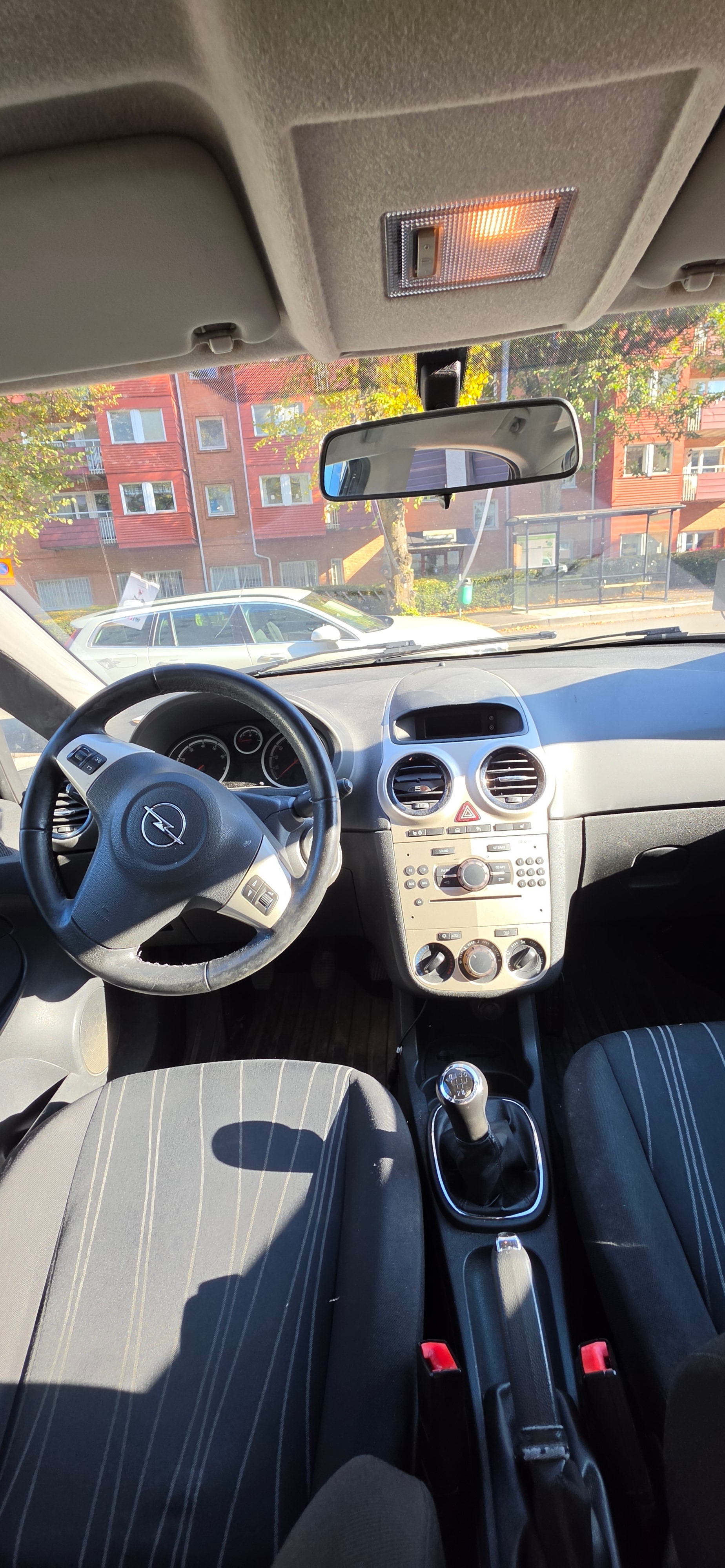 Opel Corsa 5-dörrar 1.2 Twinport Manuell 2006, kuva 5/8