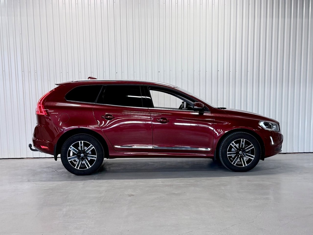 Volvo XC60 2017, bild 2/10